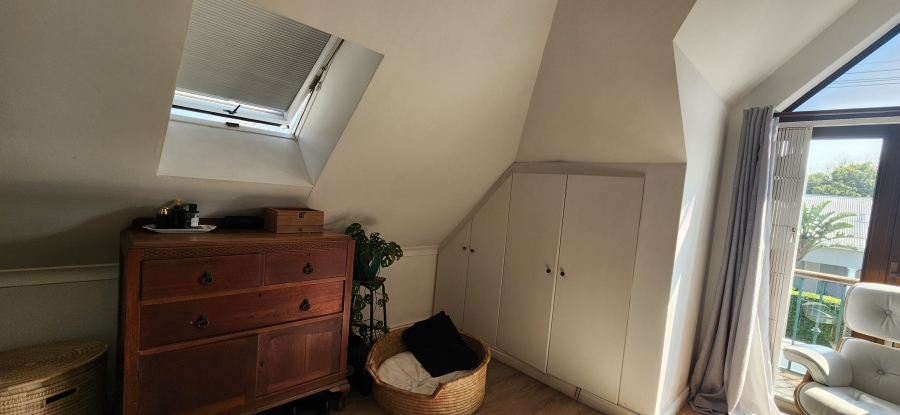 To Let 2 Bedroom Property for Rent in Harfield Village Western Cape